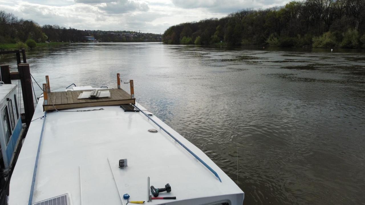 Zouw Hausboat Zakotven -Pouze Ubytovani Roudnice nad Labem Exteriör bild