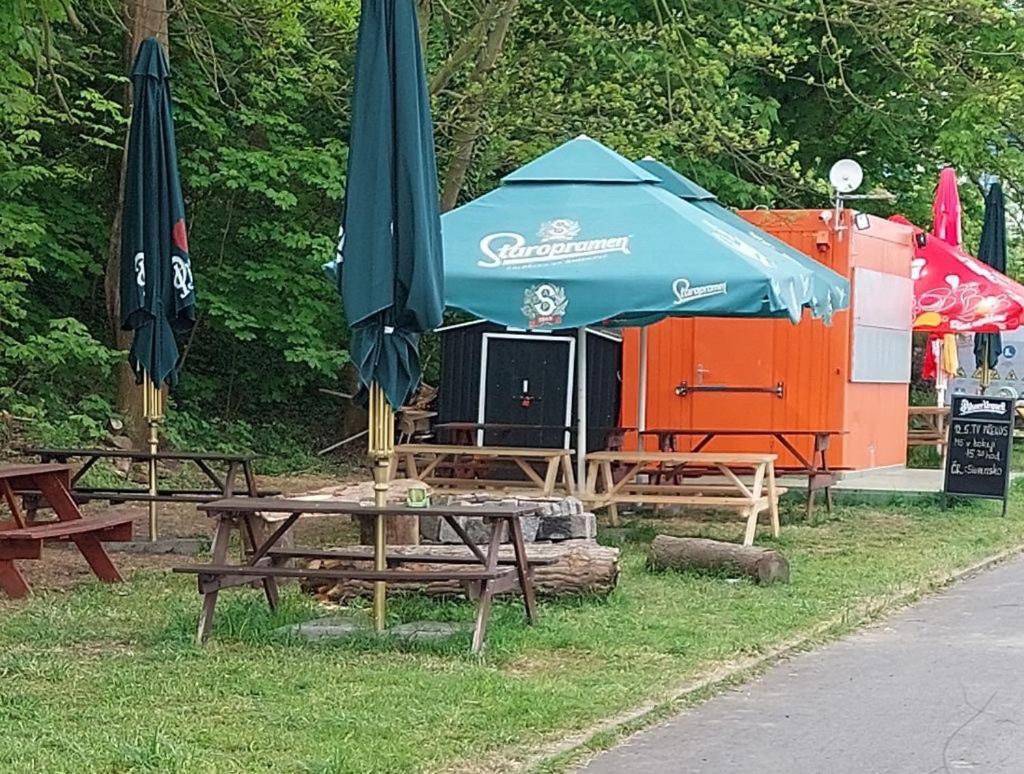 Zouw Hausboat Zakotven -Pouze Ubytovani Roudnice nad Labem Exteriör bild